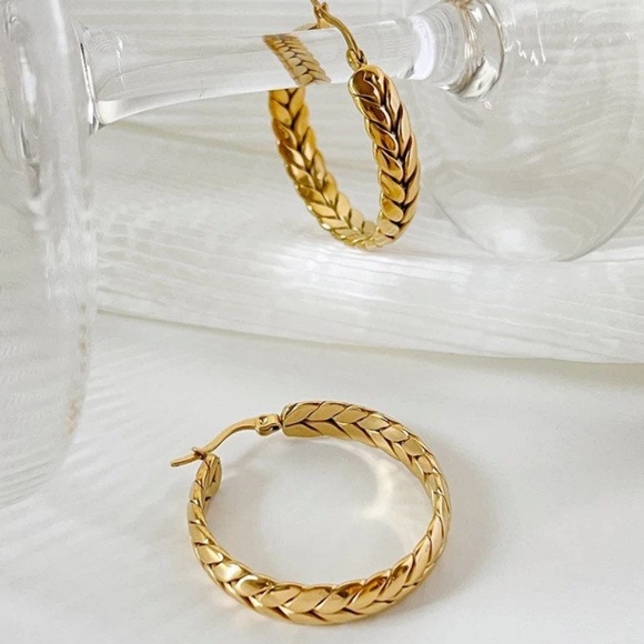 GP chain hoop earrings - Picture 3 of 3